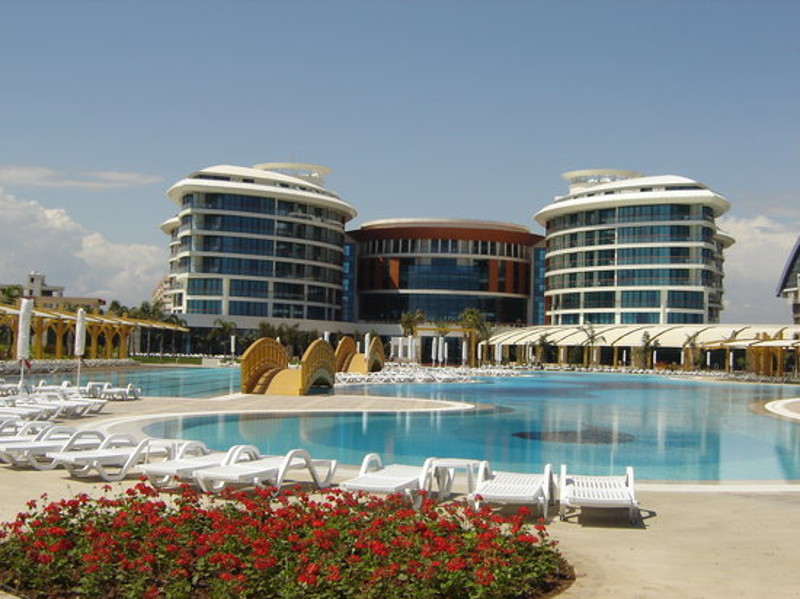 Турци масовно затварају хотеле, "горе је од најгорег" јер ове године само на туризму имају губитак од 12 милијарди долара