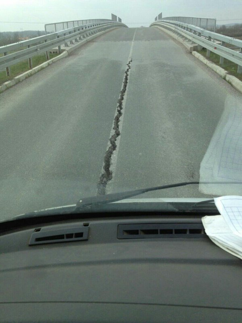 ХИТ НА ТВИТЕРУ: Погледајте како изгледа тек отворен пут код Лајковца (фото)