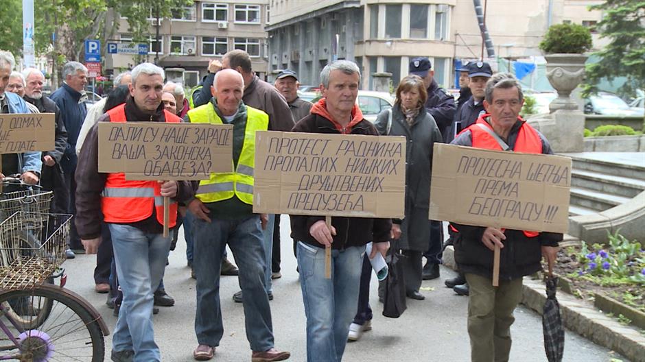 "Марш гладних" - протест радника пропалих нишких фирми