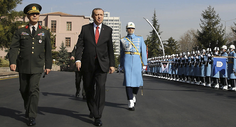 Турска: Издат налог за хапшење 300 припадника председничке гарде
