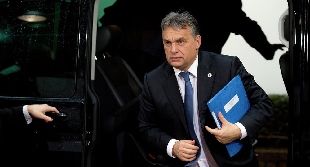 Орбан: Референдумом показати да је већина Мађара против бриселске бирократије