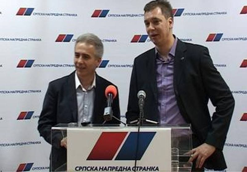 Напредни велеиздајници настављају са урушавањем Републике Србије