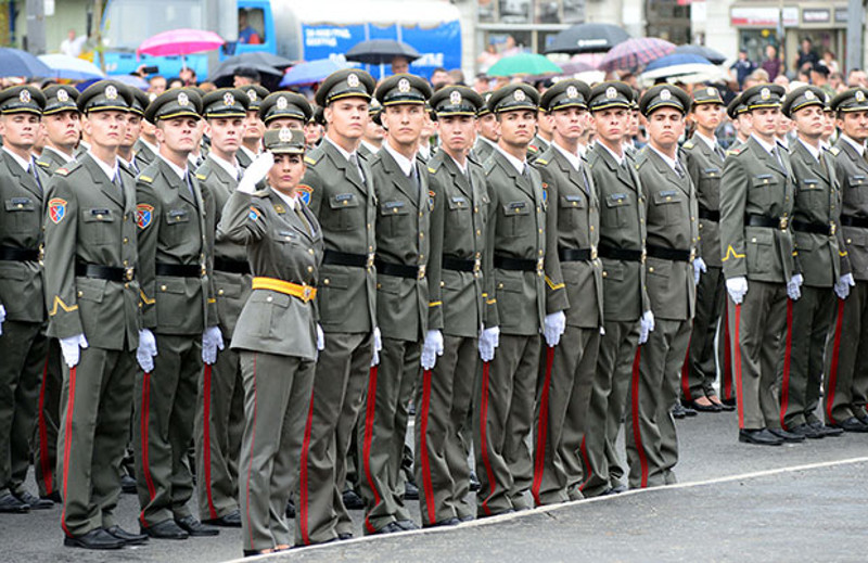 Војска Србије добила је најмлађу генерацију потпоручника