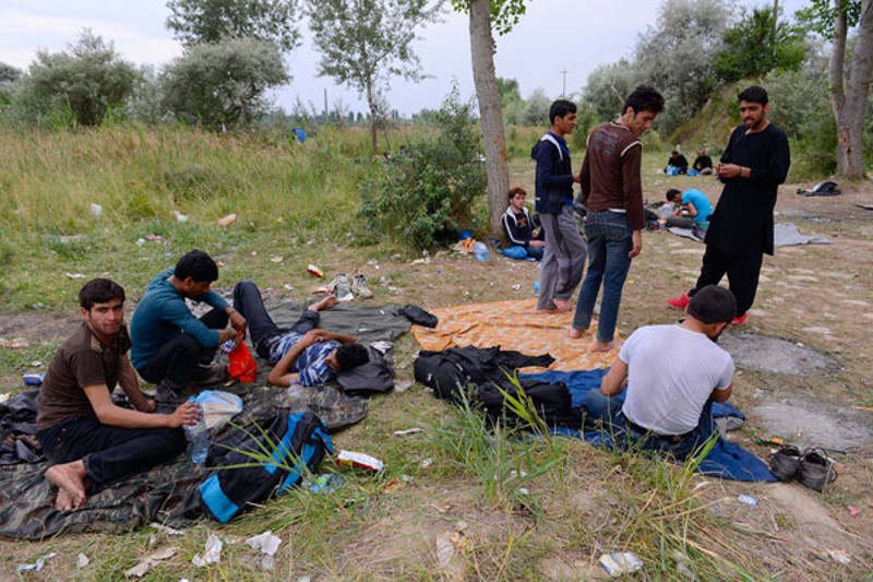 Суботица: Девет миграната покушало да силује дете
