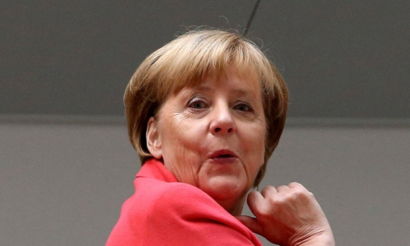 Меркелова изгубила "компас", странка у расулу
