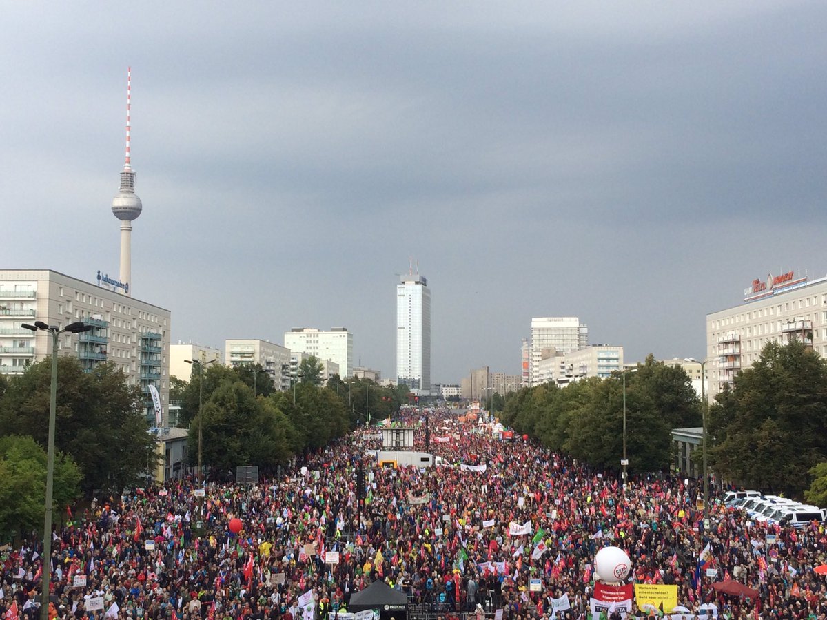 Немци против трговинског споразума ТТИП: На улицама више од 100 хиљада људи (видео)