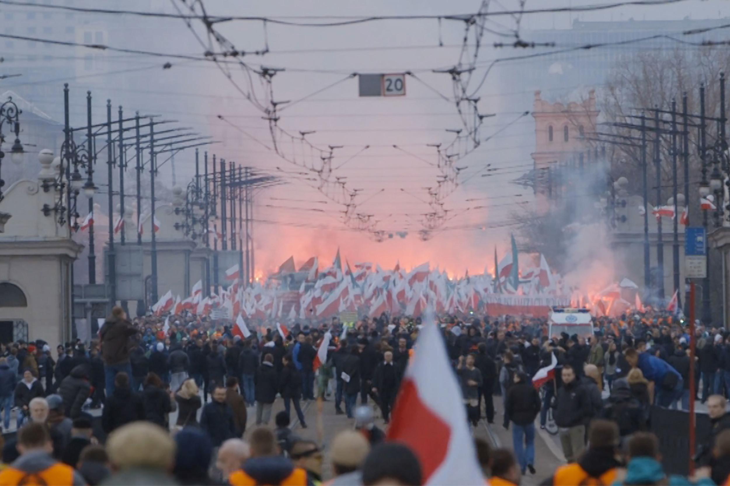 У маршу пољских националиста у Варшави учествовало 100.000 људи
