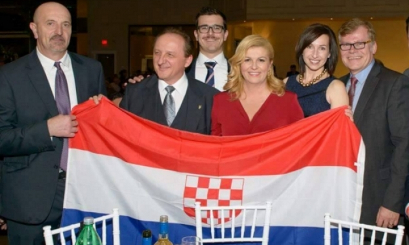 Да ли ви Срби заиста желите у ЕУ где се председници чланица држава сликају са нацистичким и усташким заставама?