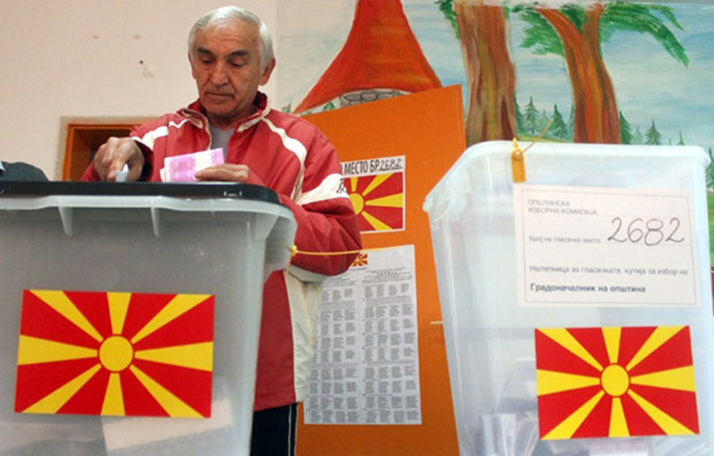 Македонија на парламентарним изборима који су својеврсни референдум о судбини земље