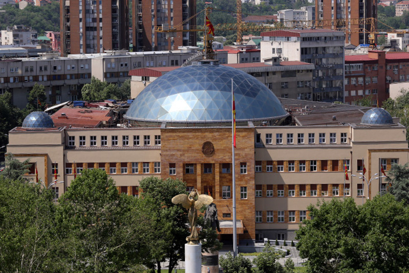 Скопље: У Собрању данас изјашњавање о предлогу за измене Устава којима се предвиђа промена имена земље у Република Северна Македонија