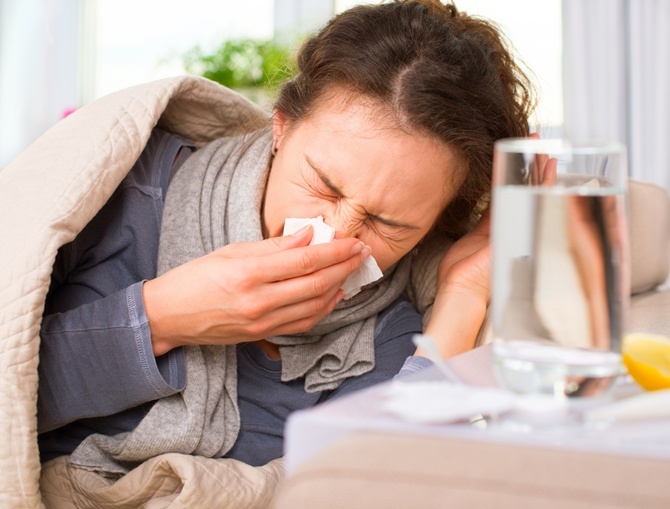 ЕПИДЕМИЈА! Упола више оболелих од грипа, ђацима продужен распуст