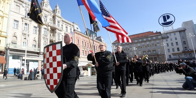 Амбасада САД у Хрватској: Одбацујемо неонацистичке и проусташке ставове изражене за време демонстрација у Загребу