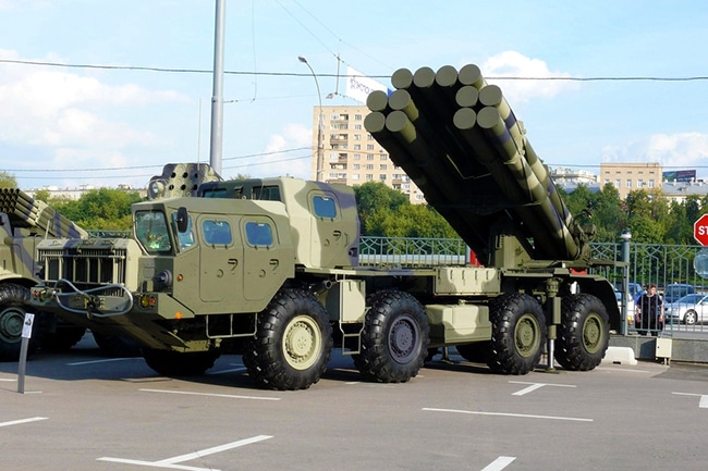 Руски вишецевни ракетни бацачи Торнадо-С користиће ракете које сателити наводе на циљ