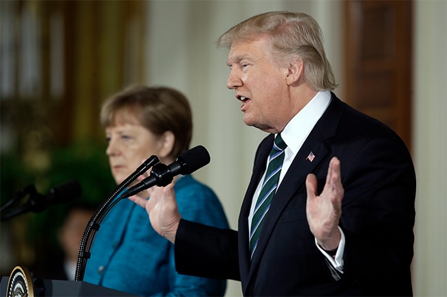 Трамп: Немачка дугује огромне суме NATO и САД за моћну и веома скупу заштиту коју је имала