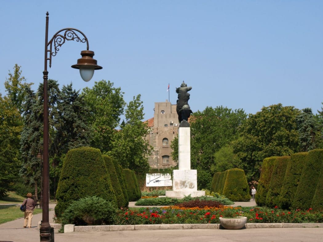 Портал Правда: Иницијатива за уклањање "Споменика захвалности Француској" са Калемегдана