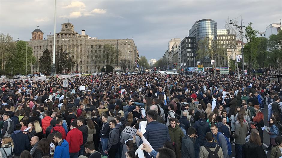 Протести у Београду (видео уживо)