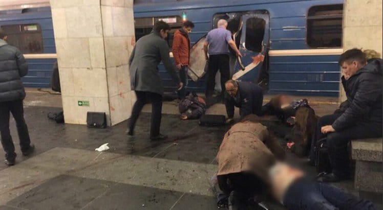 Санкт Петербург: 10 мртвих, више од 50 рањених у експлозији бомби на метро станицама