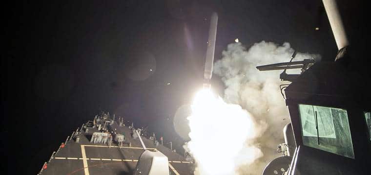 У америчком нападу на Сирију погинуло 6 сиријских војника, само 23 ракете погодиле циљ од 60 испаљених