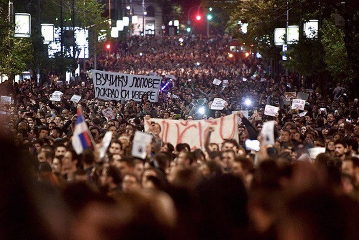 "Отаџбина": У потпуности подржавамо протесте студената и омладине широм Србије