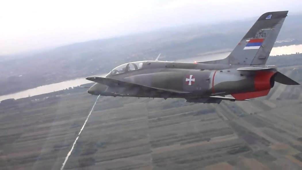 Срушио се Г-4 код Шапца, оба пилота погинула (видео)