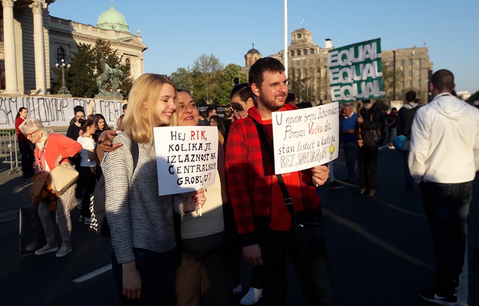 Протести у Београду - дан осми (видео уживо)