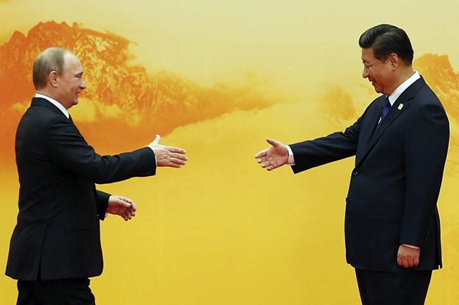 Die Welt: Русија и Кина гомилају злато, а и то је знак да се моћ помера од Америке на Исток