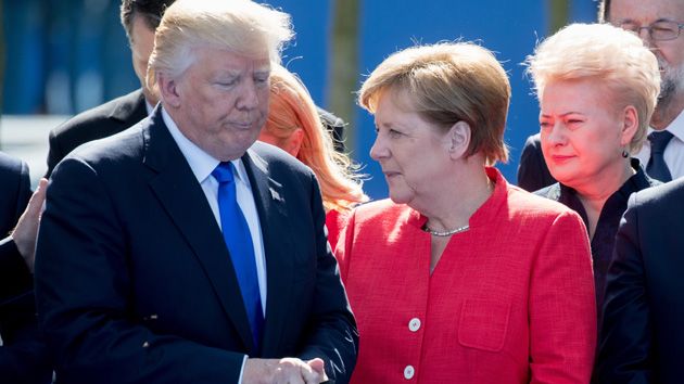 Трамп критиковао Немачку због суфицита и неплаћања НАТО