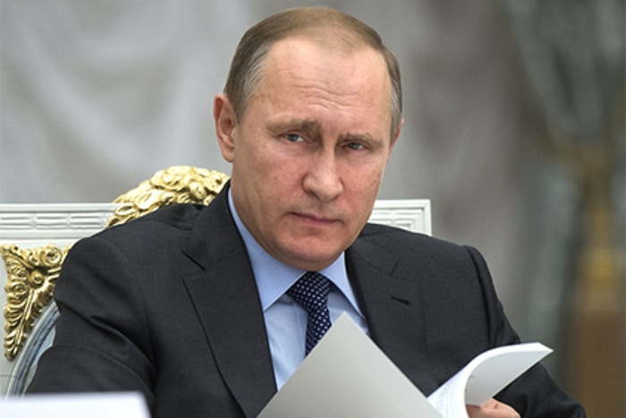 Путин: Неприхватљиво радити у супротности са интересима суверених држава и примењивати политику двоструких стандарда