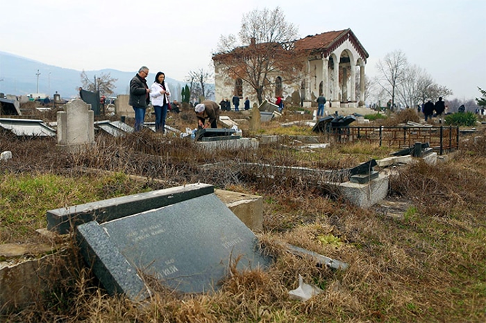Ми Срби као да смо у предворју мирнодопске етничке смрти