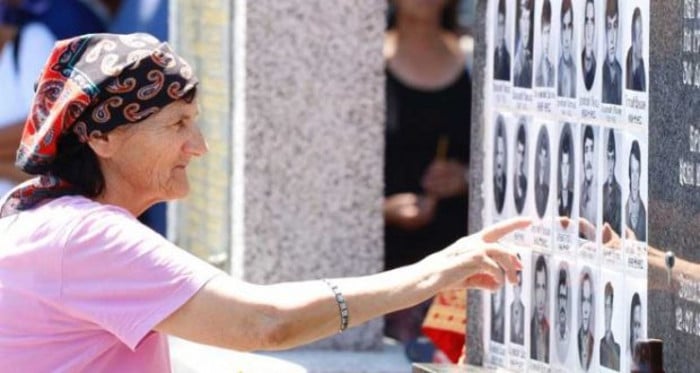 Мајке побијене српске невине деце у сребреничким и братуначким селима сањају правду