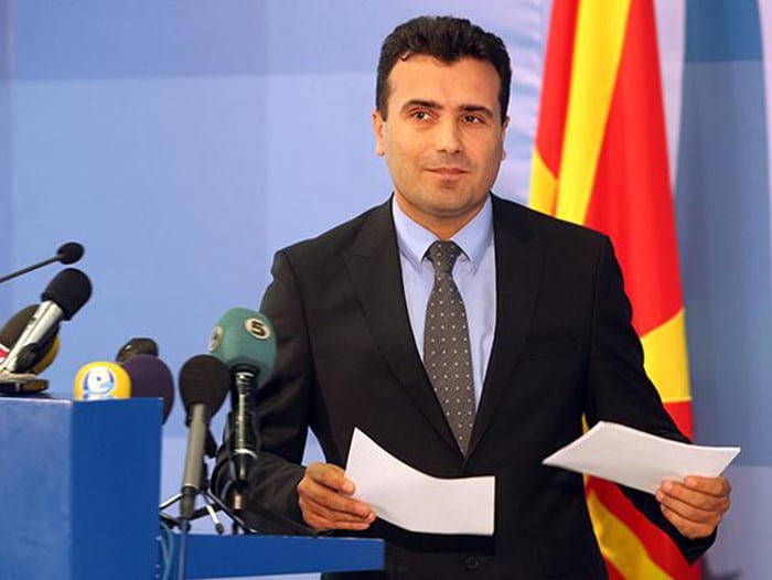 После пораза на изборима Зоран Заев поднео оставку као премијер и председник СДСМ-а