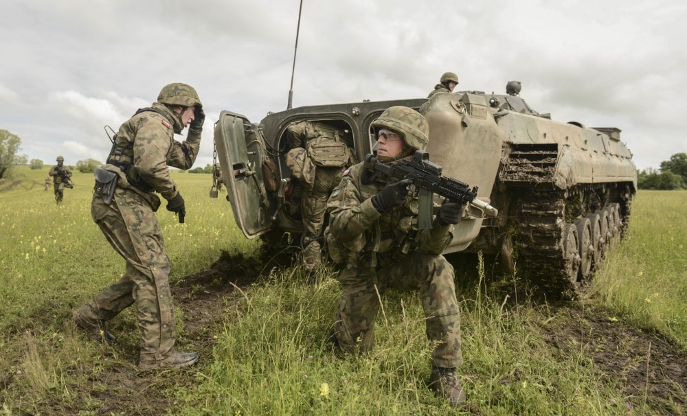 Бугарска војска на НАТО вежби одбила да пуца у мете које личе на Русе