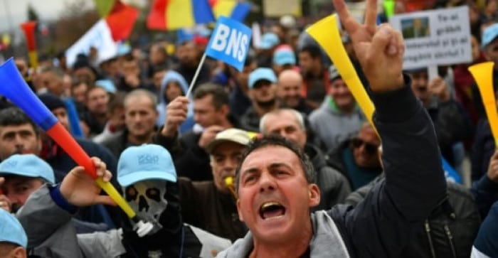 Хиљаде Румуна на протестима против пореских реформи