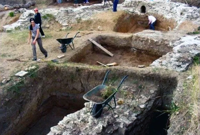 Археолози око Куршумлије открили пет древних градова за које нико није знао