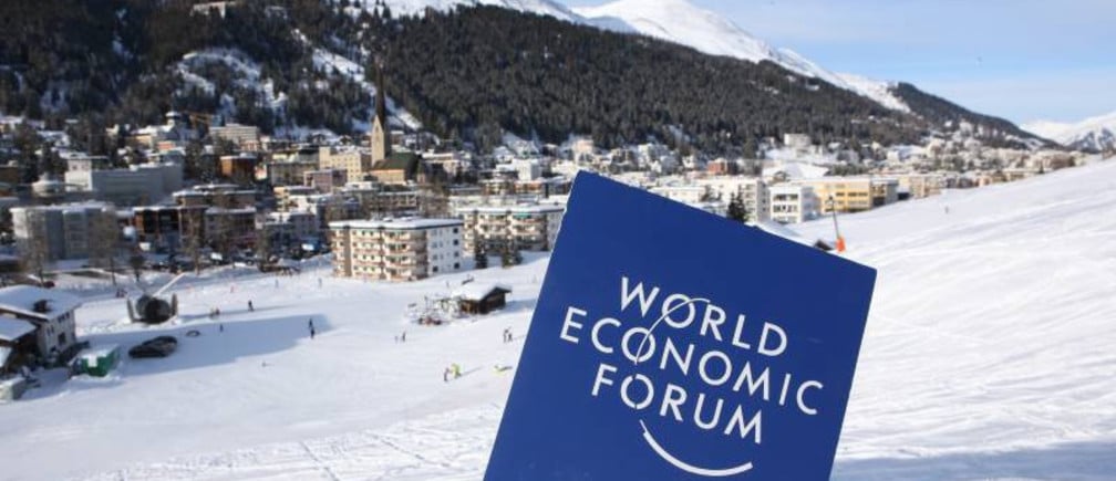 Почео Светски економски форум: Безбедњаци и снег "окупирали" Давос