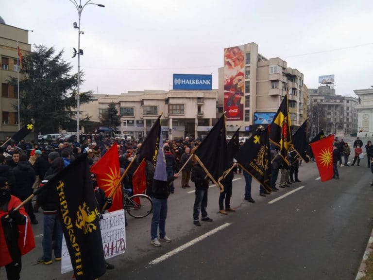 Протест у Скопљу: Македонци се боје да њихова земља постаје трећа албанска држава