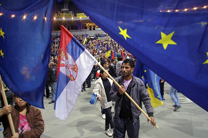 Колонија Србија преклиње колонијалну ЕУ да је колонизује до краја