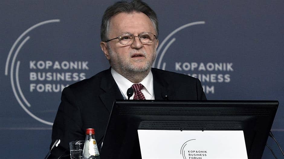 Вујовић: Не дам сагласност на повећање плата преко раста БДП-а