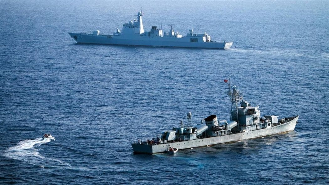НЕЋЕШ ПРОЋИ! Кинеска морнарица препречила пут ратним бродовима Аустралије