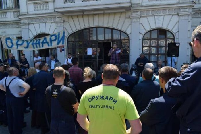 Крагујевац: Радници „Застава оружја“ наставили са штрајком
