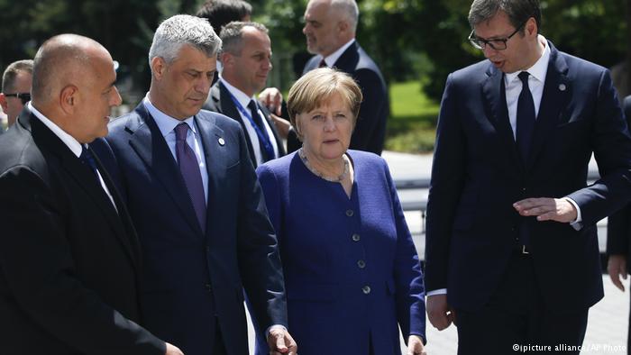 Хаселбах: ЕУ нема снаге за нови талас проширења, чланство земаља Западног Балкана донело би бројне ризике