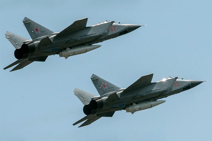 Борисов: Русија већ има спремних за борбу десет МиГ-31 наоружаних хиперсоничних „Кинжалима“