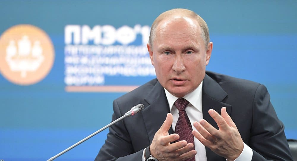 Путин поручио Западу: Не прелазите „црвену линију“