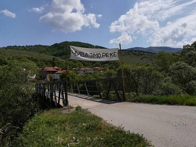 Стара планина: Мештани протестују, неће хидро-електране (фото)