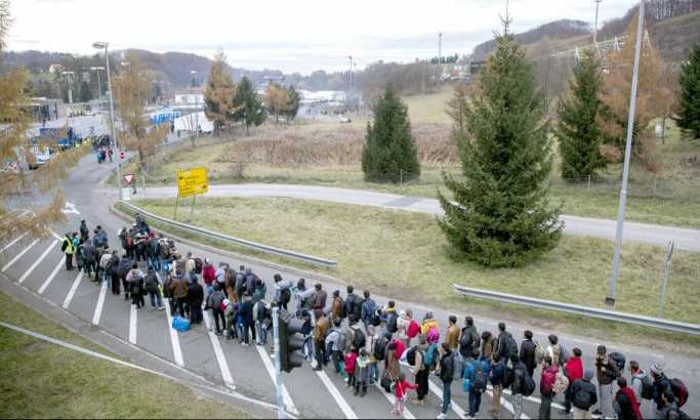 Аустријски медији: Балкану прети нови талас миграната