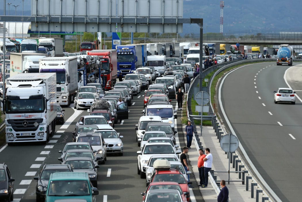 Отворени сви гранични прелази, улазак у Србију без ограничења