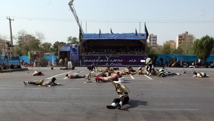 Напад на војну параду у иранском граду Ахвазу – 24 убијених и 53 рањених (видео)
