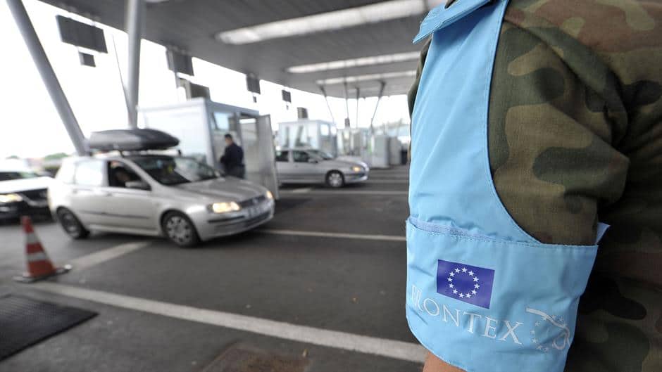 Фронтекс: Странци стижу да чувају Србију или да од ње праве - мигрантски карантин