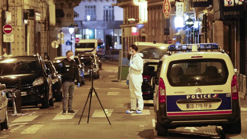 Авганистанац ранио седам особа у Паризу – четири тешко