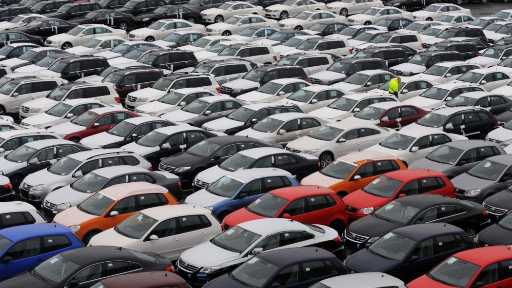 Продаја аутомобила у Европи пала за четвртину